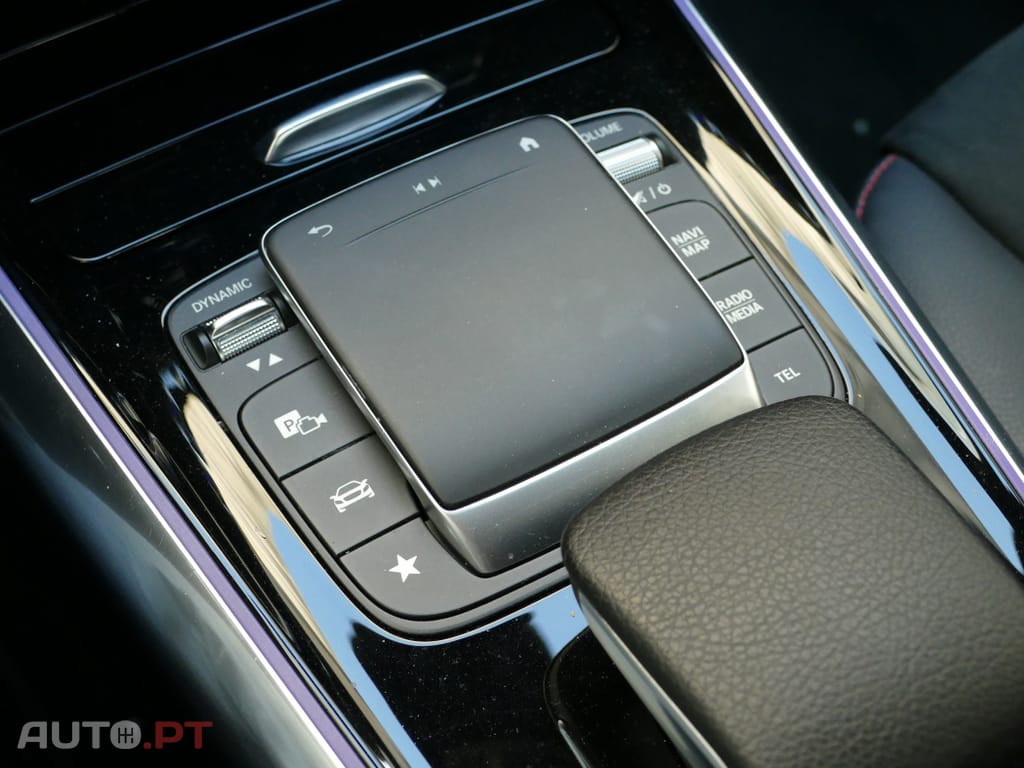 Mercedes-Benz GLA 250 e AMG Line