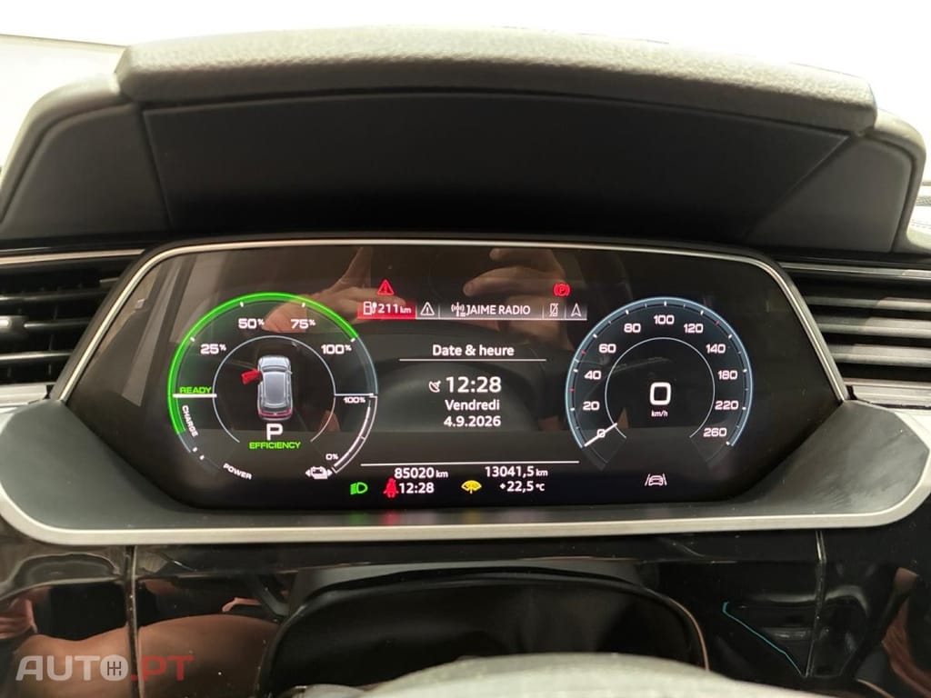 Audi E-Tron 50 quattro