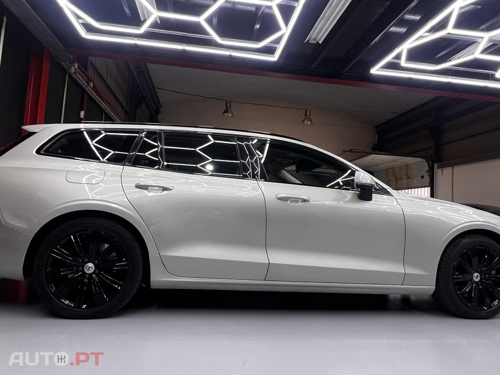Volvo V60 2.0 T8 AWD TE Inscription Expression
