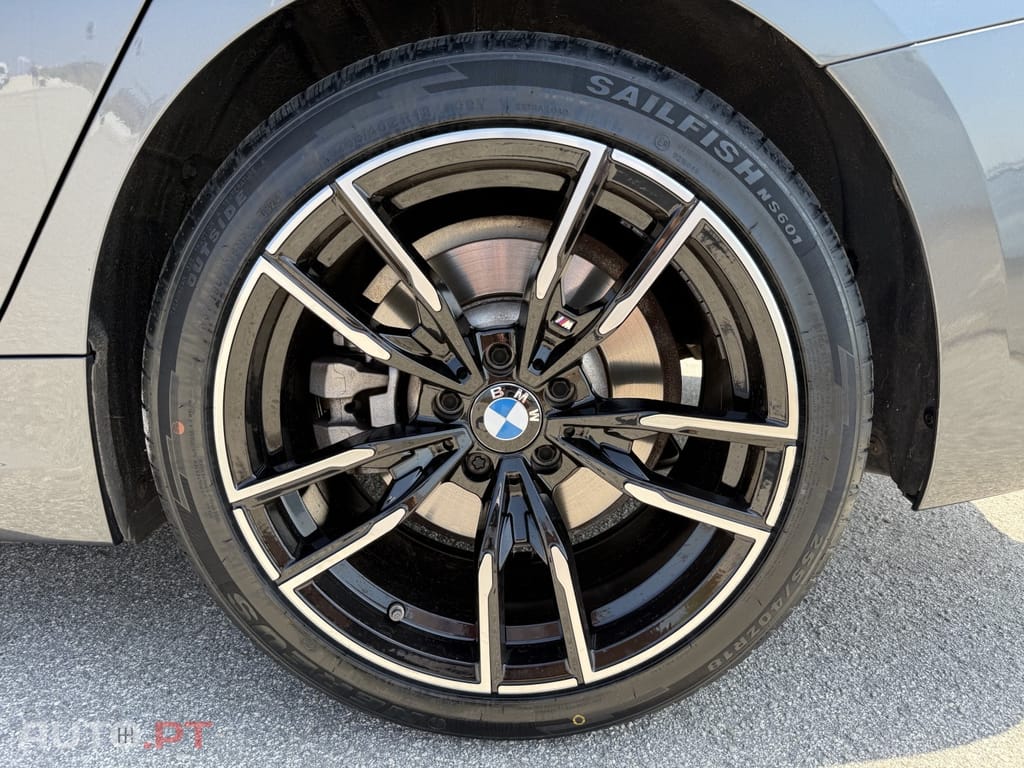 BMW 320 e Touring Line Sport Auto