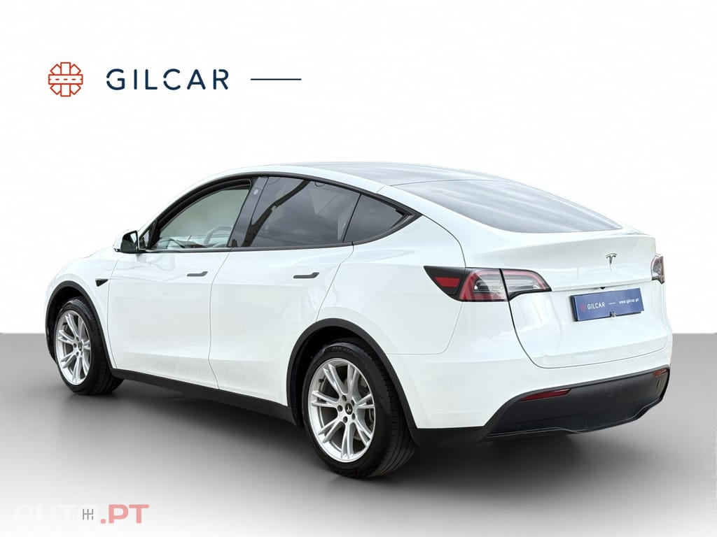 Tesla Model Y RWD