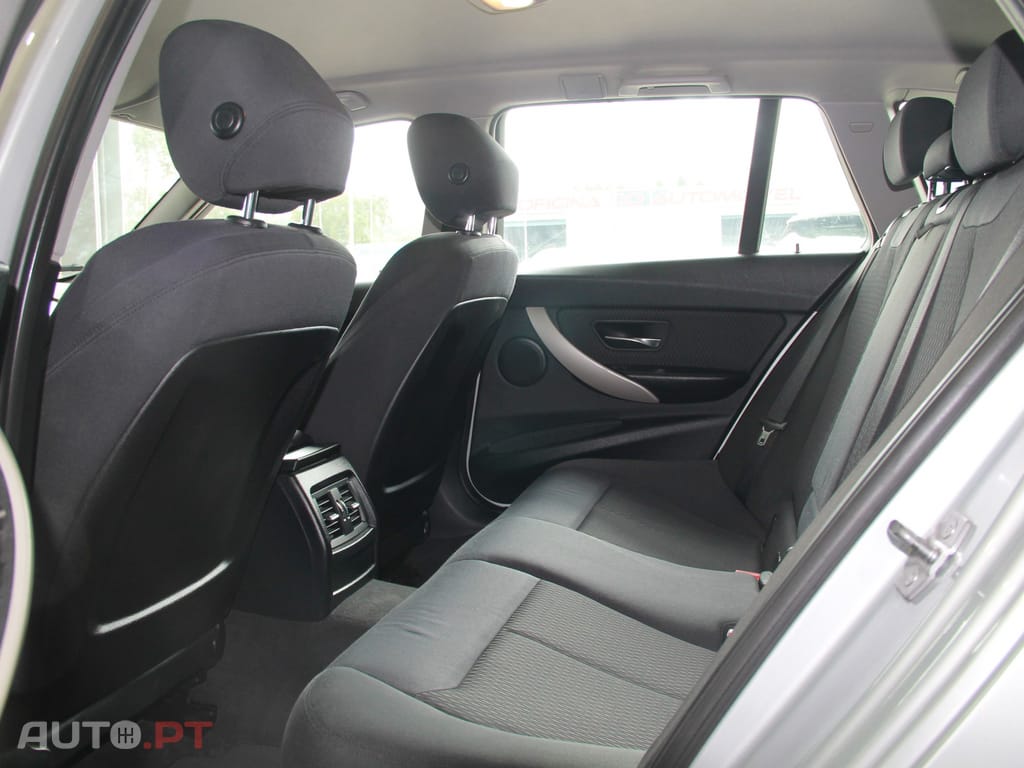 BMW 318 d Touring Auto