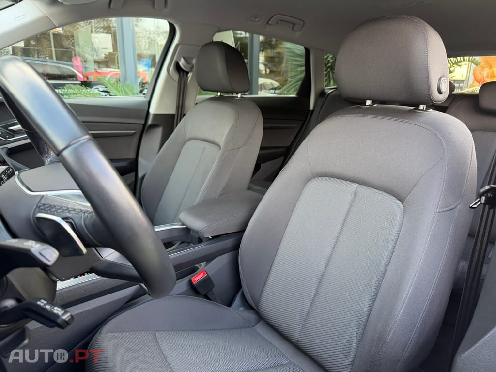 Audi Q8 E-Tron 55 quattro Advanced