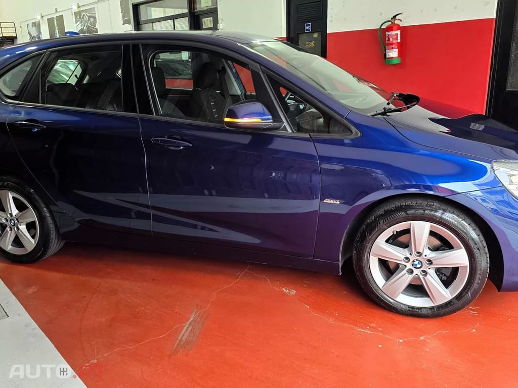 BMW 216 d Line Sport