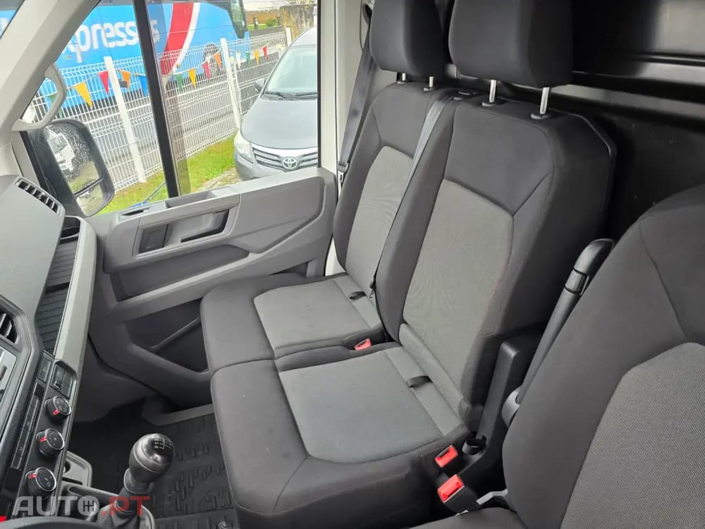 Volkswagen Crafter 35 2.0 TDI L3H3 Médio Tecto Alto