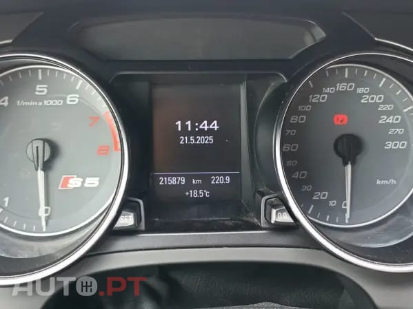 Audi S5 4.2 V8 TFSI QUATTRO
