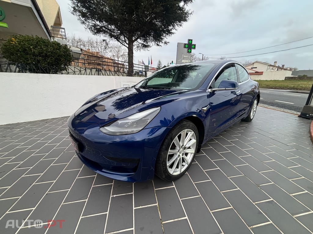 Tesla Model 3 Standard Range Plus RWD