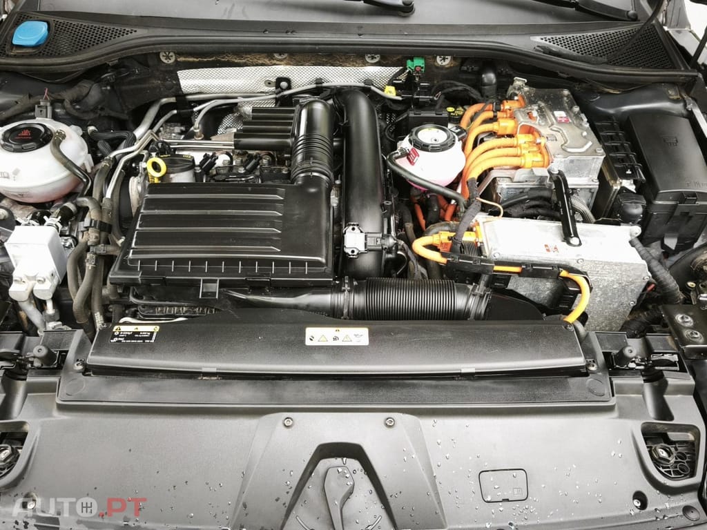 Volkswagen Arteon 1.4 TSI eHybrid Elegance
