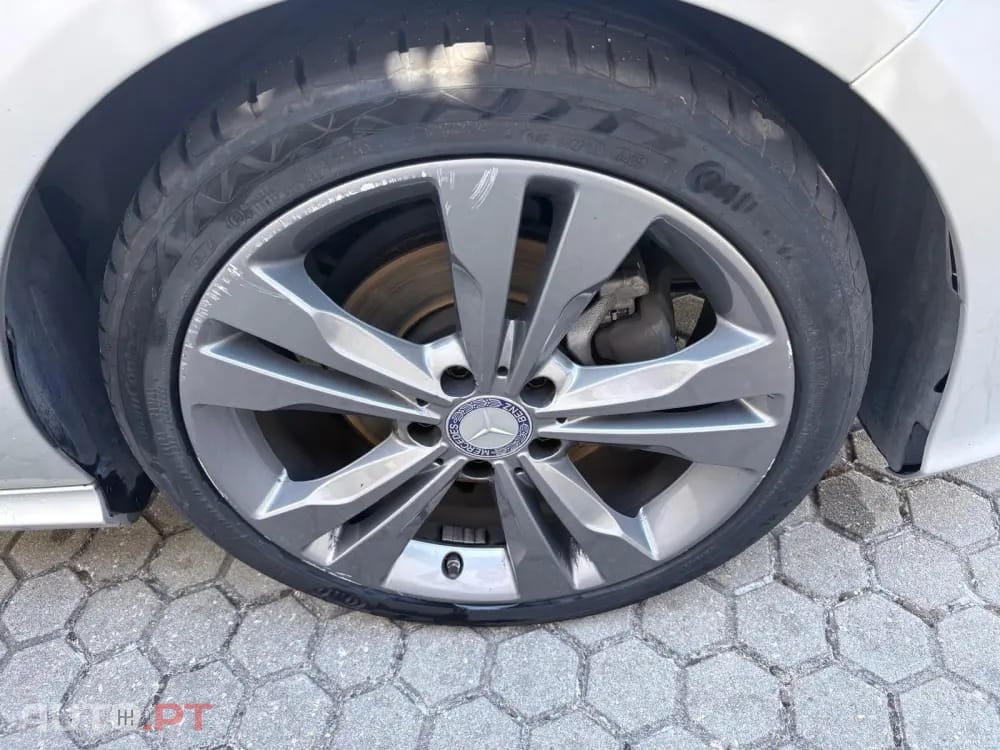 Mercedes-Benz CLA 180 d Shooting Brake Urban Aut.