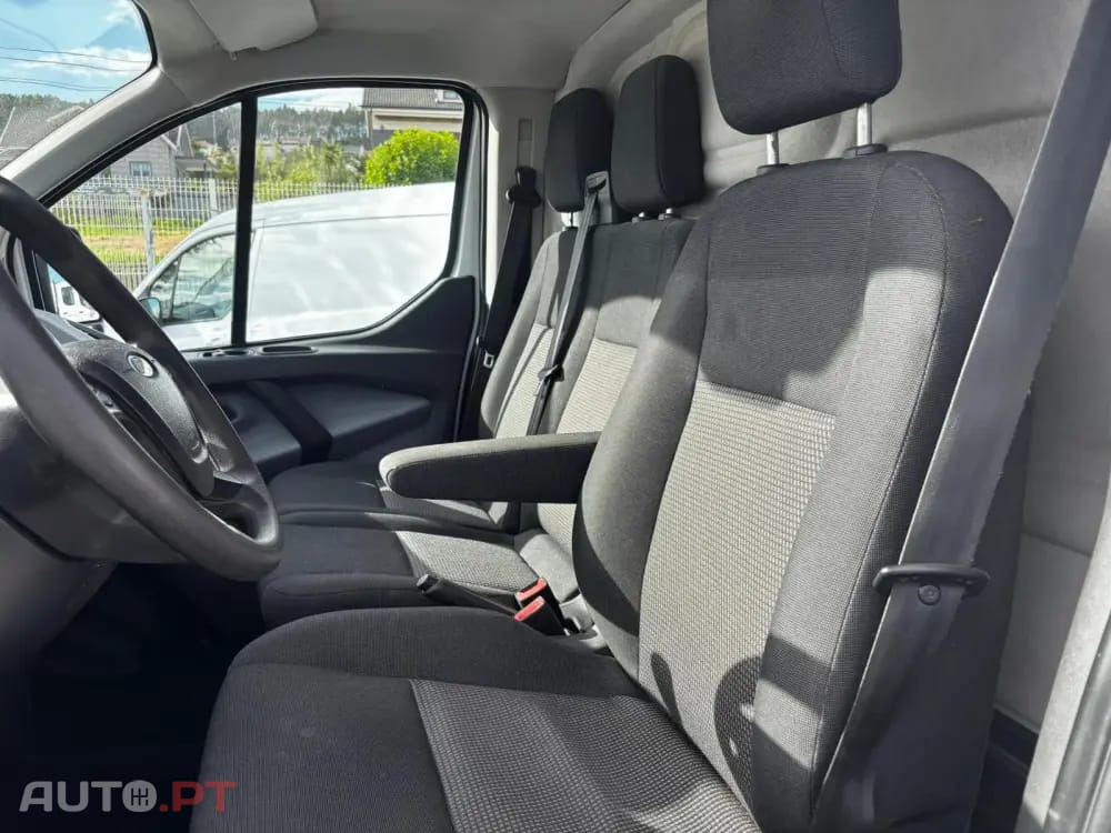 Ford Transit Custom 260L1 2.0 TDCi H1-Tecto Baixo Ambiente