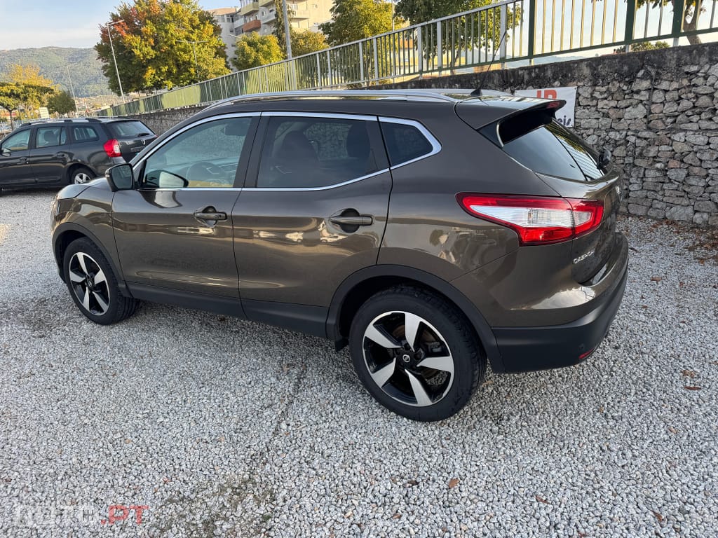 Nissan Qashqai 1.5 dCi N-Connecta 18