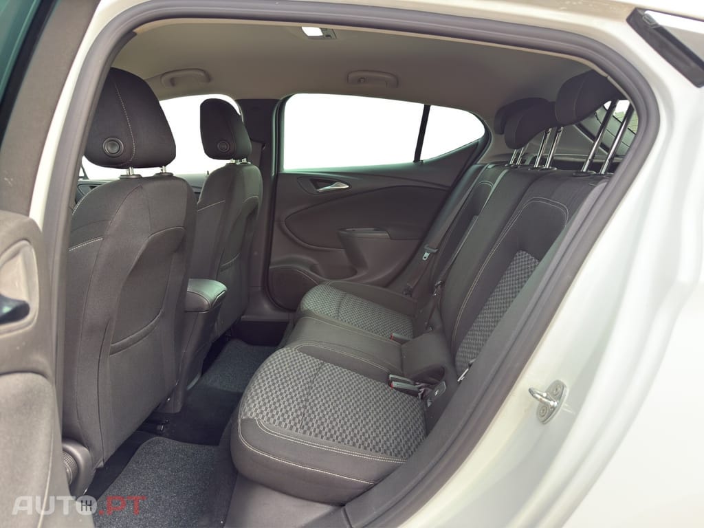 Opel Astra 1.6 CDTI Dynamic S/S