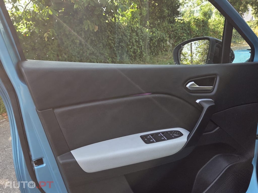 Renault Captur 1.6 E-Tech Full Hybrid Techno