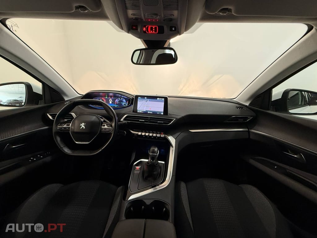 Peugeot 3008 1.5 BlueHDi Active