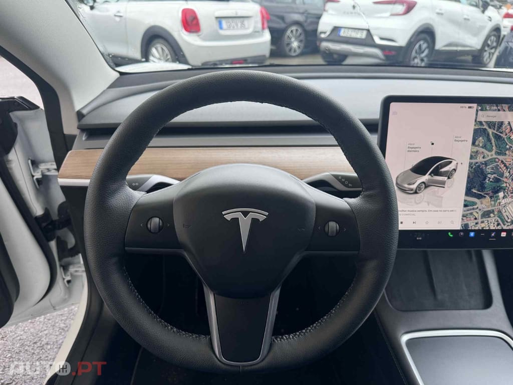 Tesla Model 3 Standard Range Plus RWD
