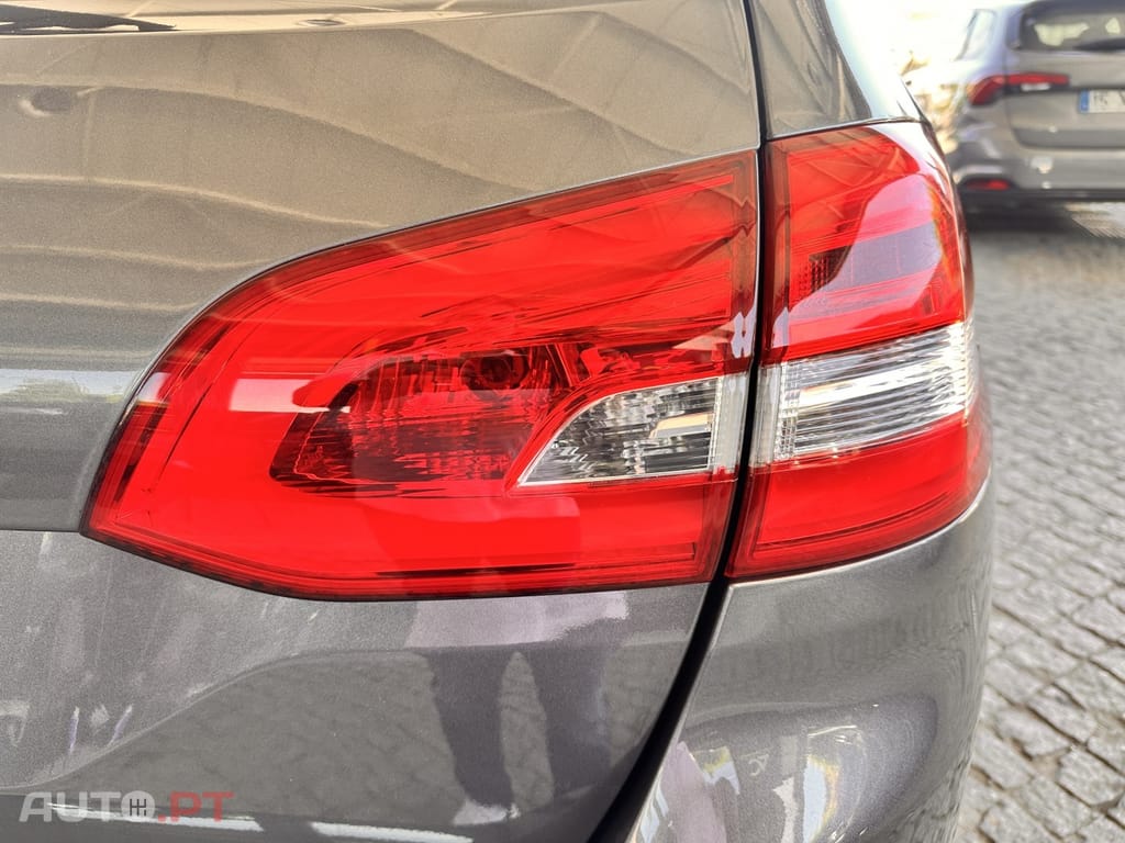 Peugeot 308 SW 1.2 PureTech Allure