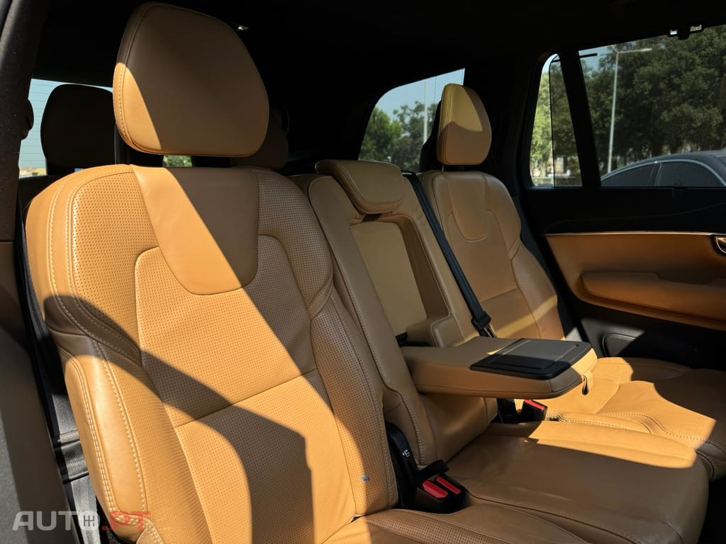 Volvo XC90 2.0 B5 Inscription AWD
