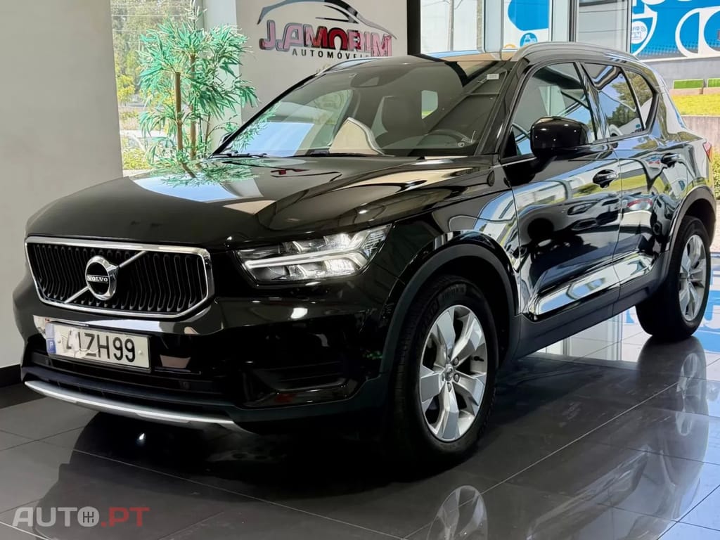 Volvo XC40 1.5 T3 Momentum Plus