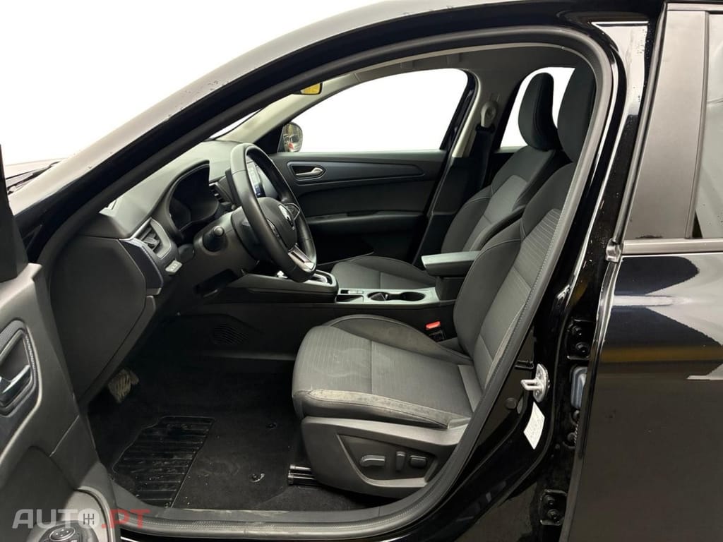 Renault Arkana 1.6 E-Tech Business