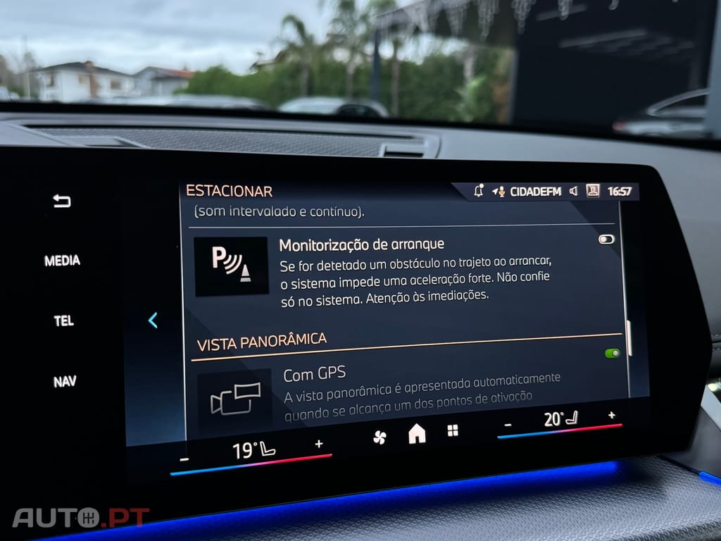 BMW X1 sDrive18d Pack Desportivo M