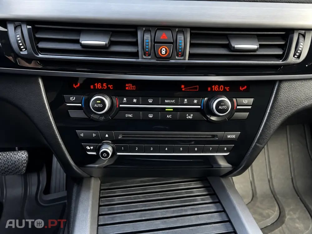 BMW X5 25 d sDrive Comfort 7L