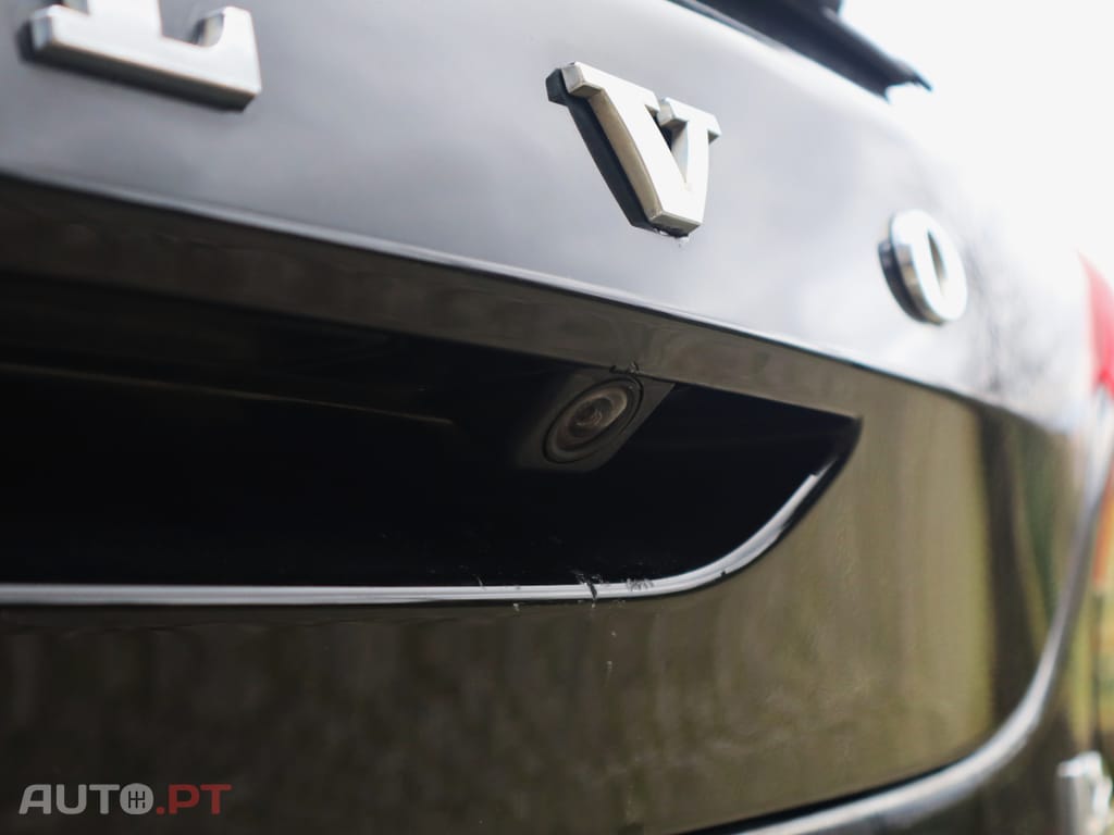 Volvo V40 2.0 D2 R-Design