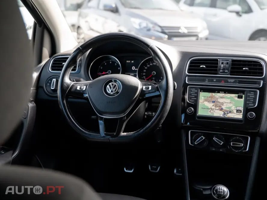 Volkswagen Polo 1.0 Confortline