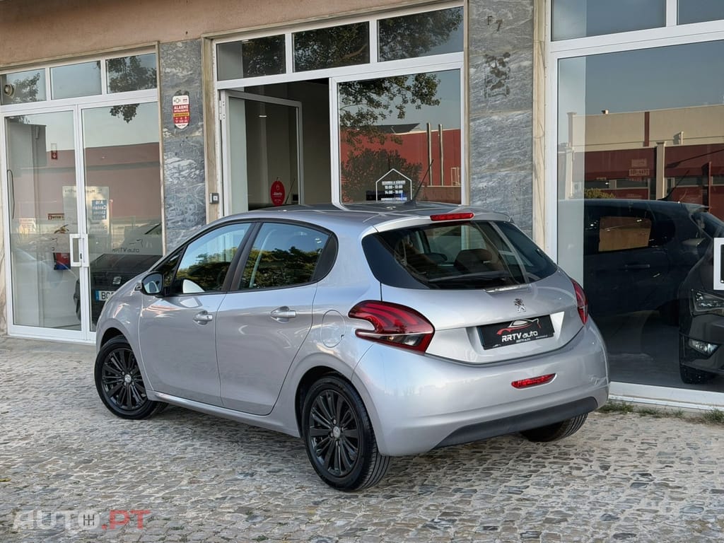 Peugeot 208 1.2 PureTech Style