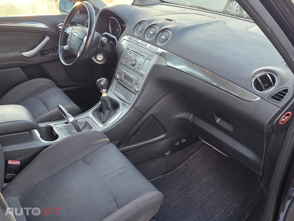 Ford S-Max 1.8 TDCi Titanium 7L