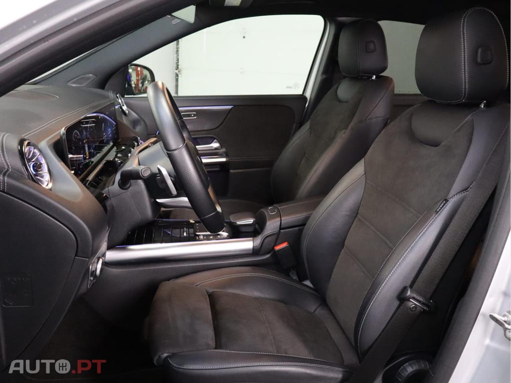 Mercedes-Benz GLA 250 e AMG LINE