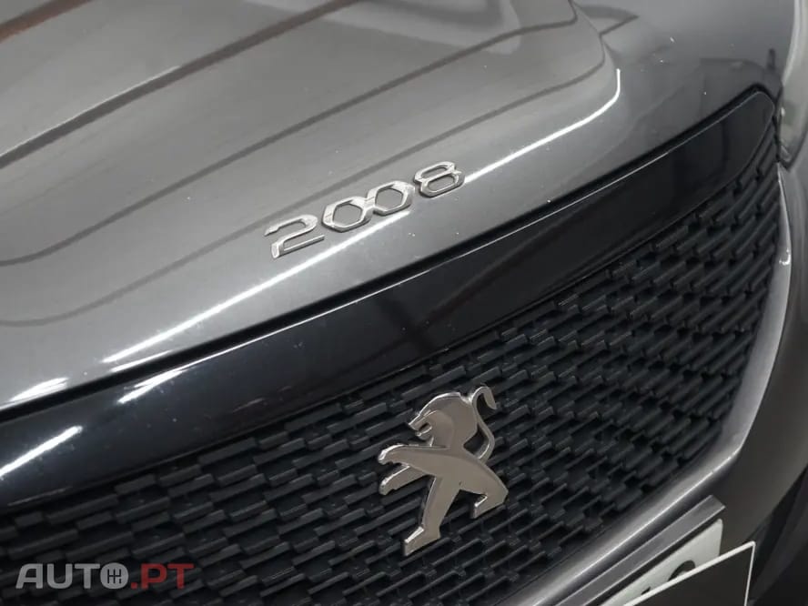 Peugeot 2008 1.2 PureTech Allure
