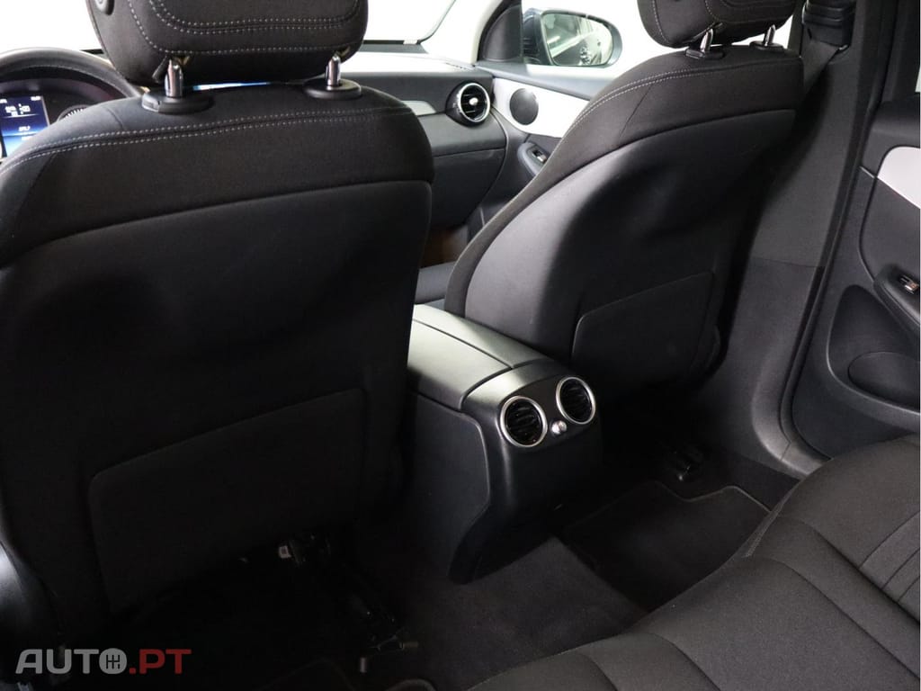 Mercedes-Benz GLC 200  300 e 4MATIC