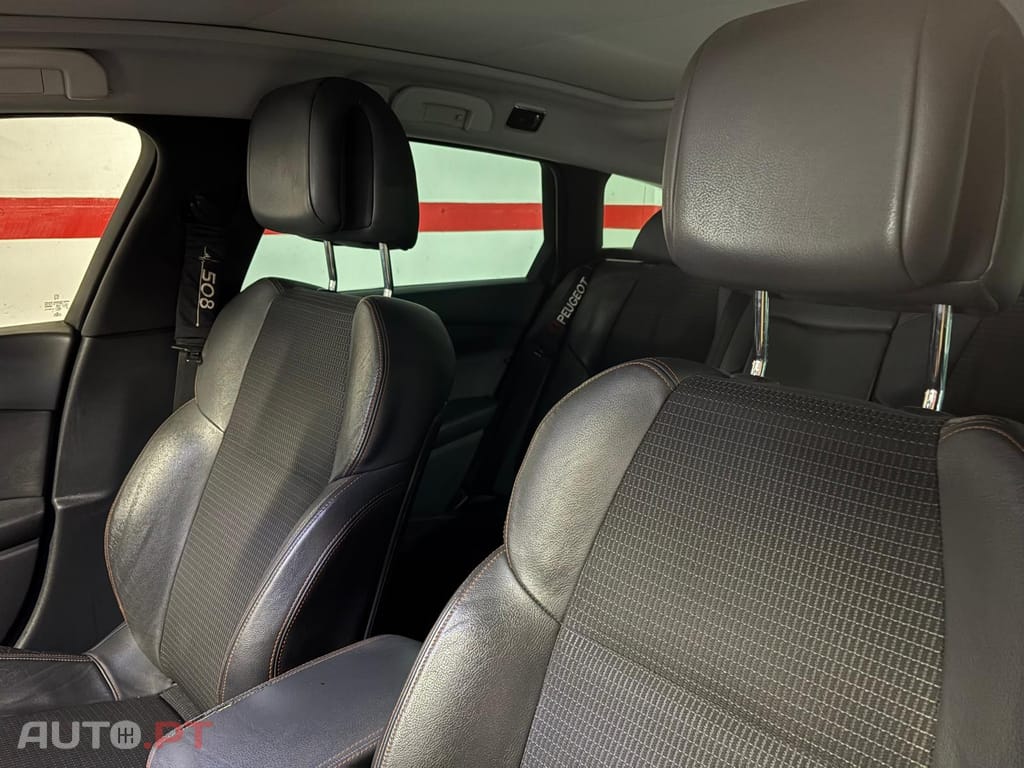 Peugeot 508 RXH 2.0 HDi Hybrid4 2-Tronic