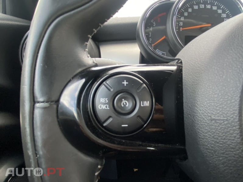 MINI Cabrio Cooper D