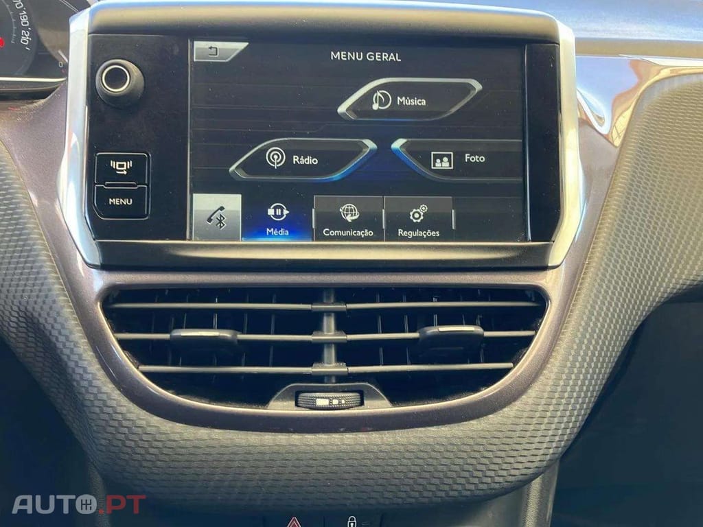 Peugeot 2008 1.2 PureTech Style