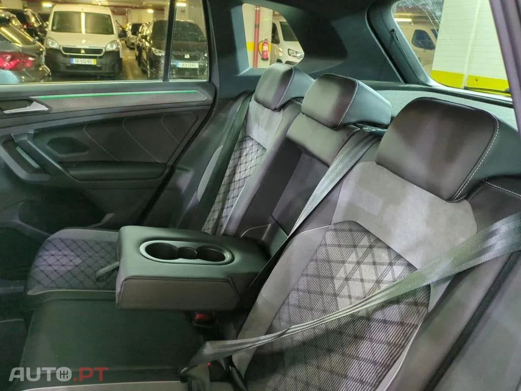 Volkswagen Tiguan 1.4 TSI eHybrid R-Line DSG