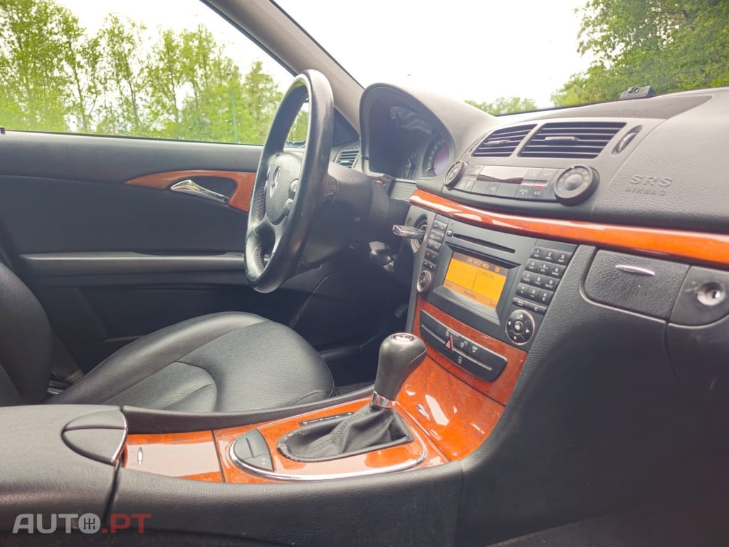 Mercedes-Benz E 200 T CDI Auto Classic
