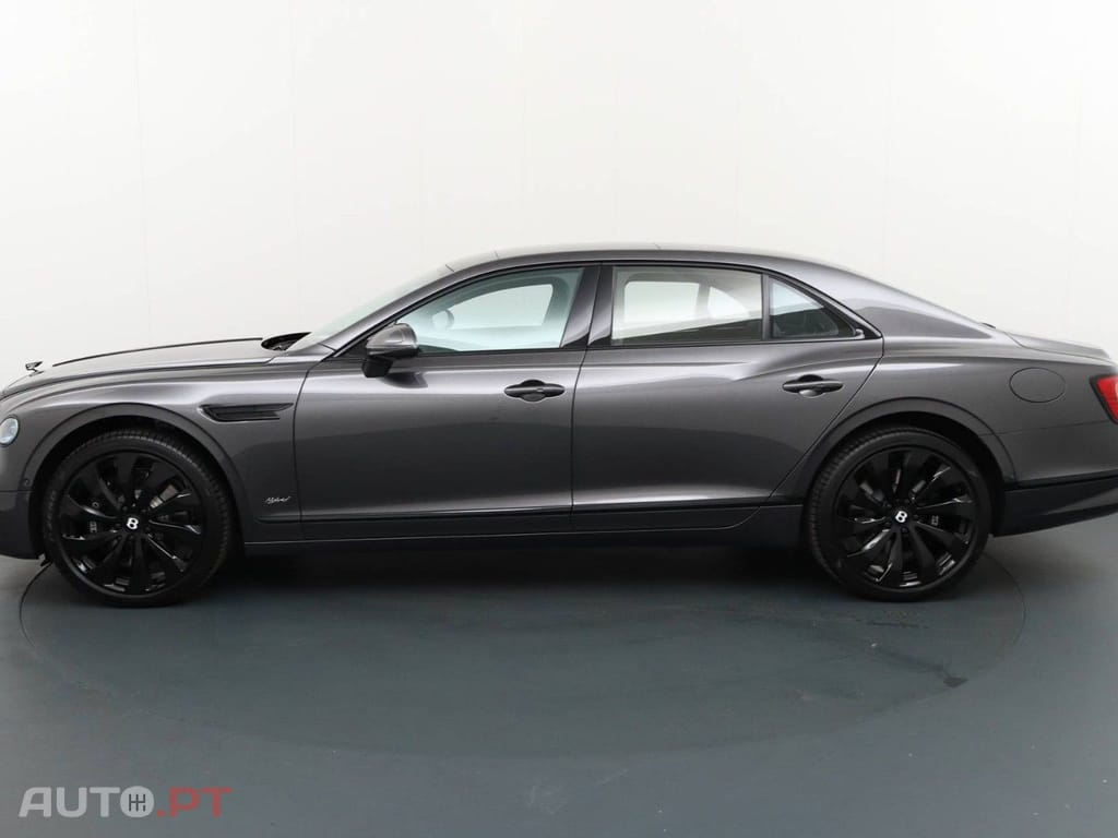 Bentley Flying Spur V6 Hybrid