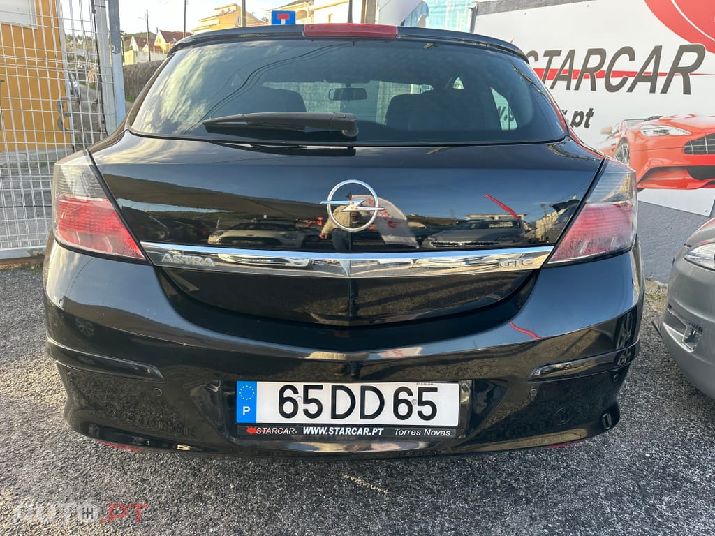 Opel Astra GTC 1.3 CDTi