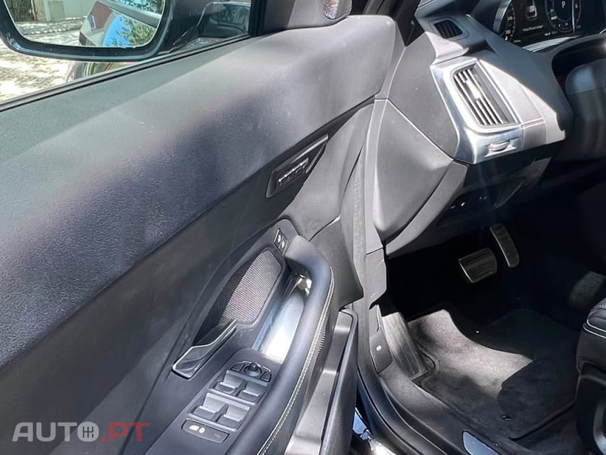 Jaguar E-Pace 1.5 P300e R-Dynamic S AWD Aut.