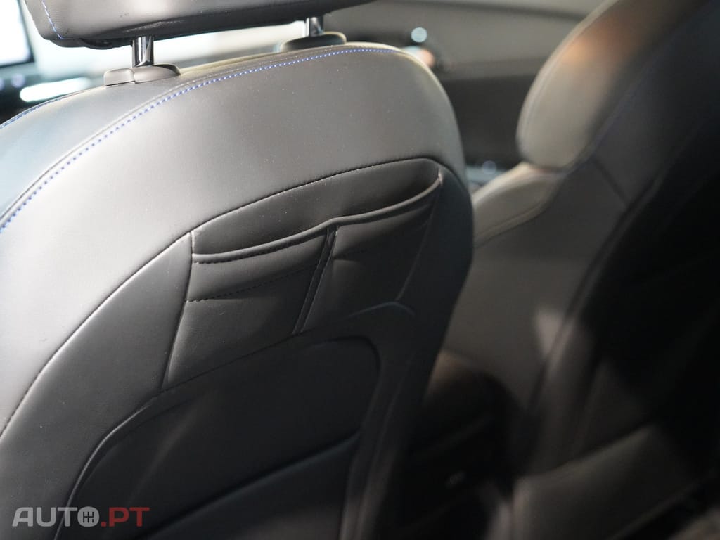 MG MG4 64 kWh Luxury