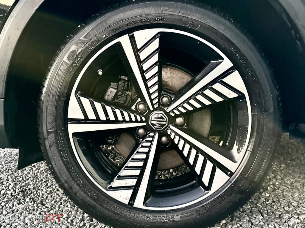 MG ZS EV 44.5 kWh Luxury  c/ IVA