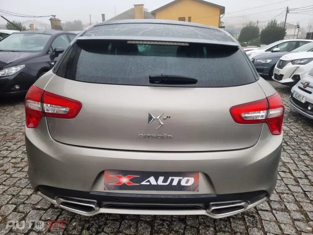 Citroen DS5 2.0 HDi Hybrid4 So Chic CMP6