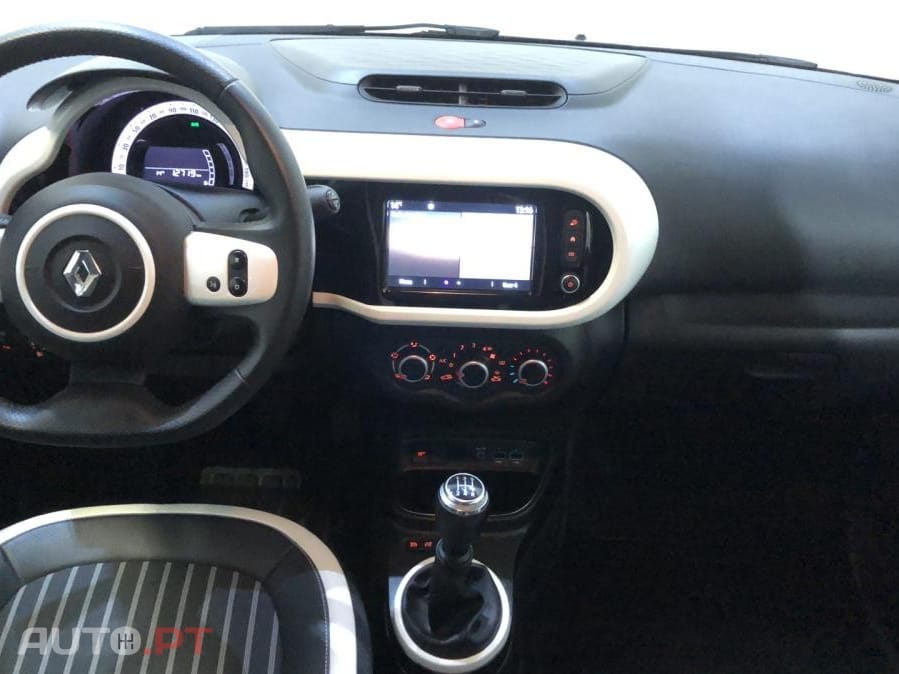 Renault Twingo SCe 75 INTENS