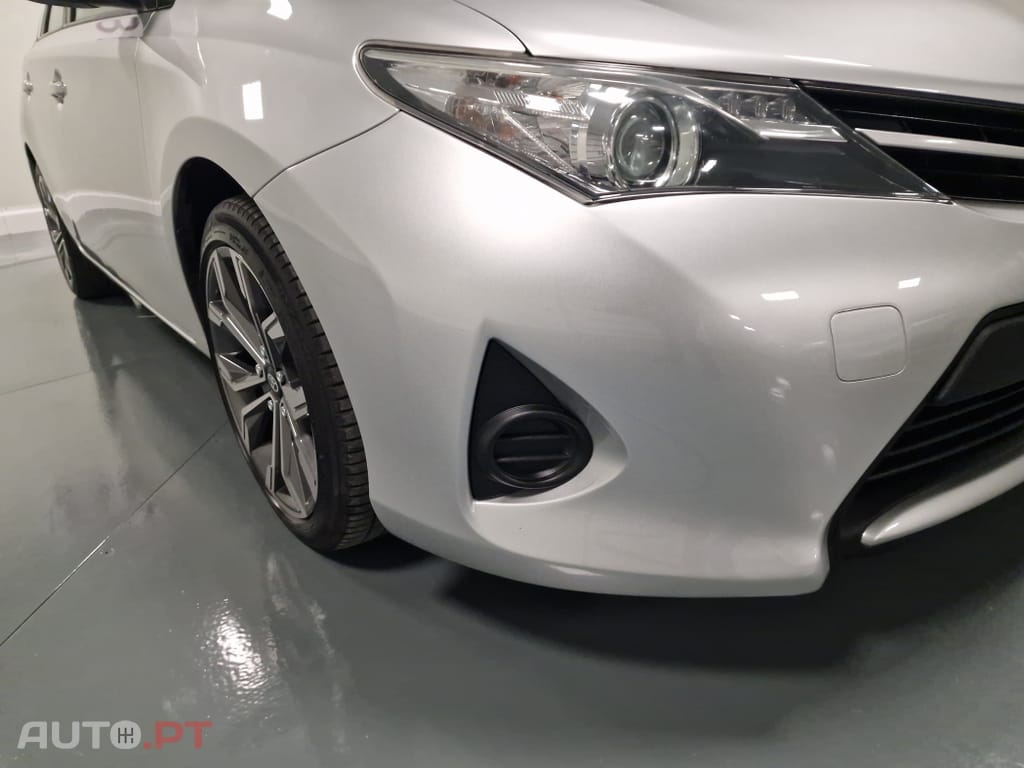 Toyota Auris Touring Sports 1.4 D-4D Active+AC