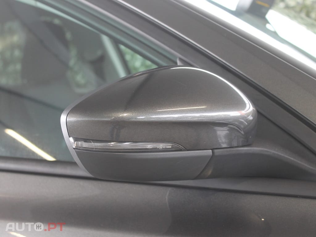 Ford Focus 1.0 EcoBoost MHEV Active X