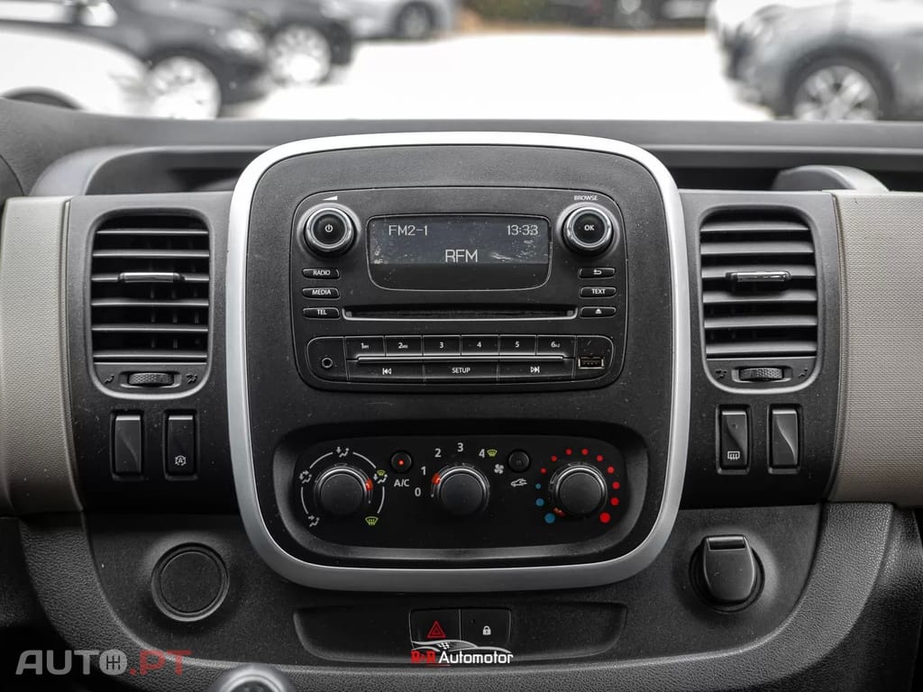 Renault Trafic 1.6dCi L1H1 9 Lugares NACIONAL
