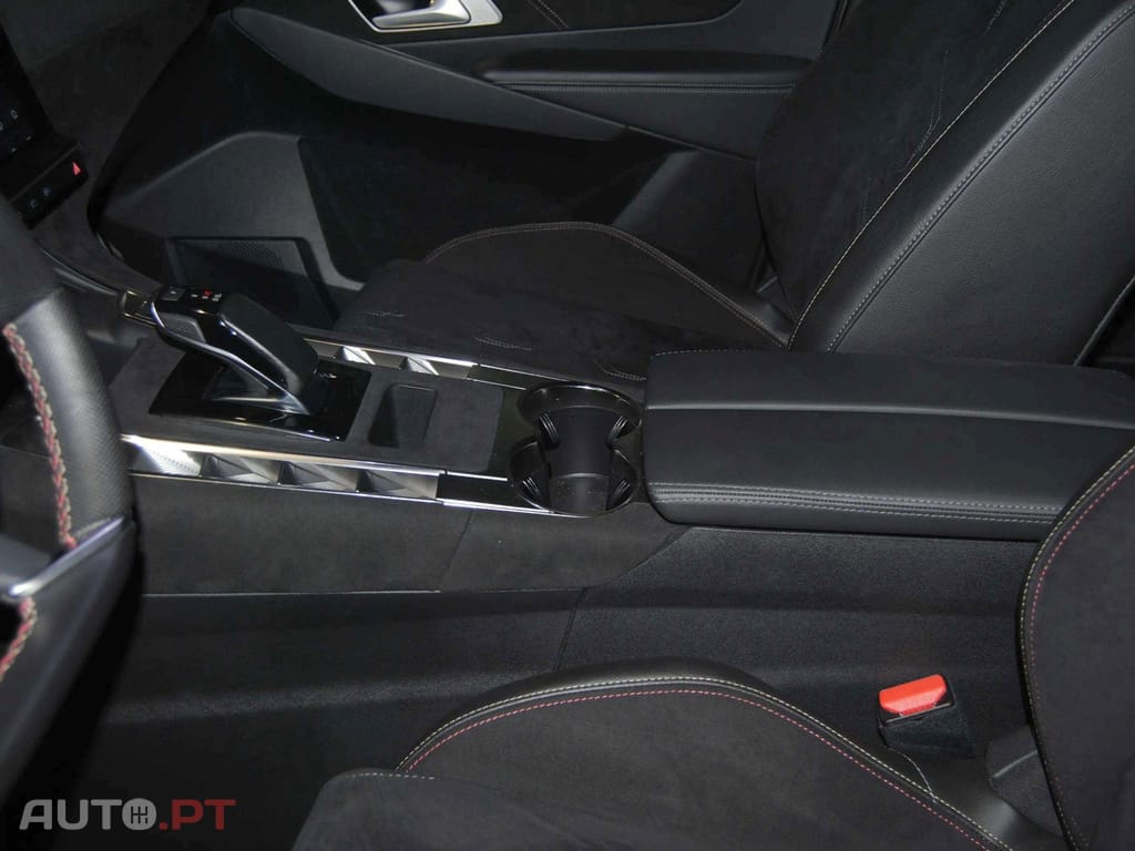 DS DS7 E-Tense Performance Line
