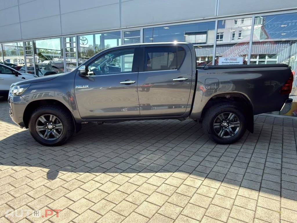 Toyota Hilux 2.4 D-4D 4WD CD Confort Aut.