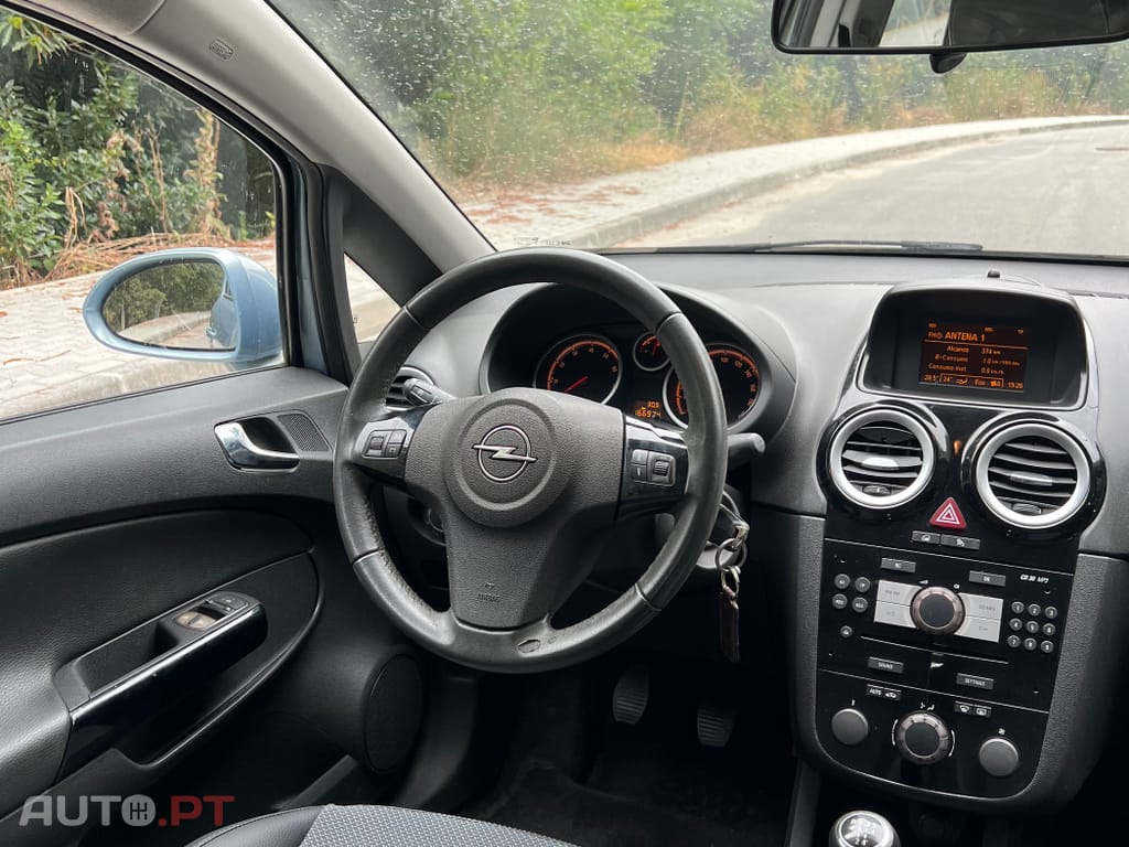 Opel Corsa 1.2 Cosmo